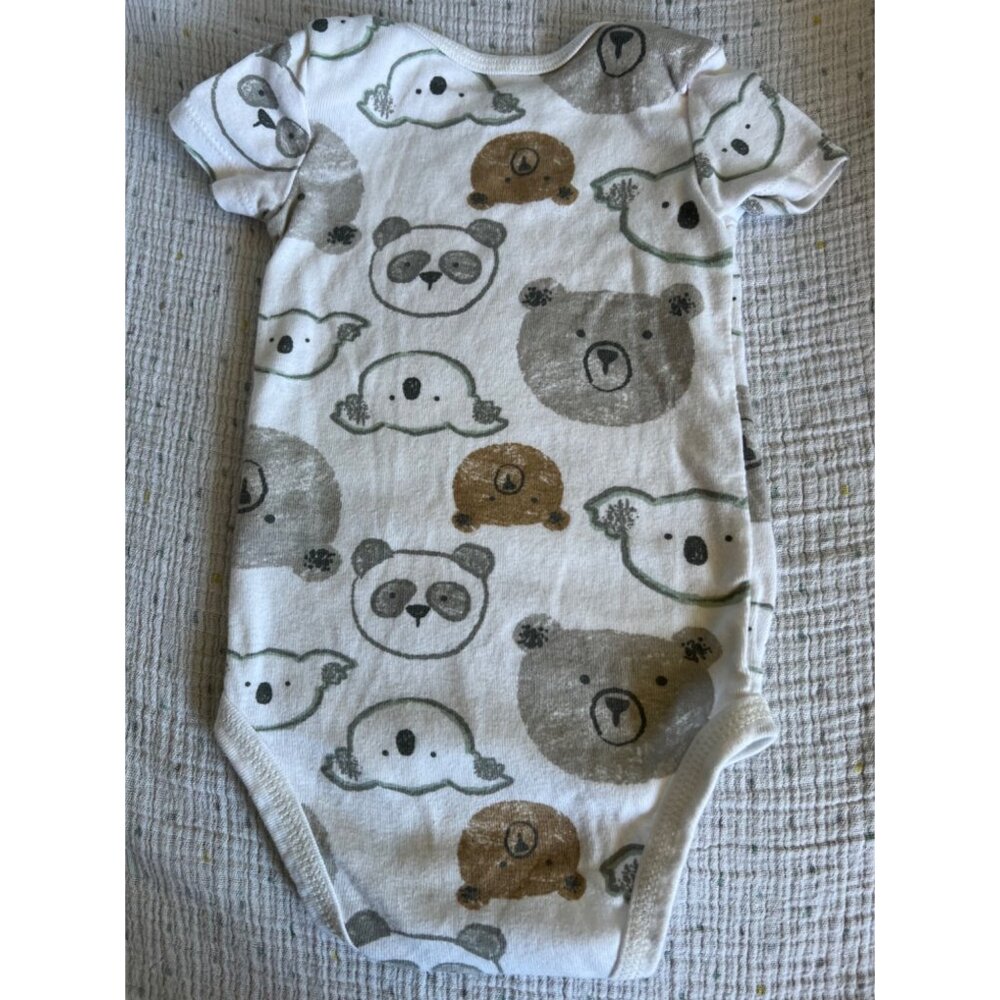 Carter’s 4 piece set 6mo Body Suit “Mommy” theme Short sleave - Picture 6 of 13